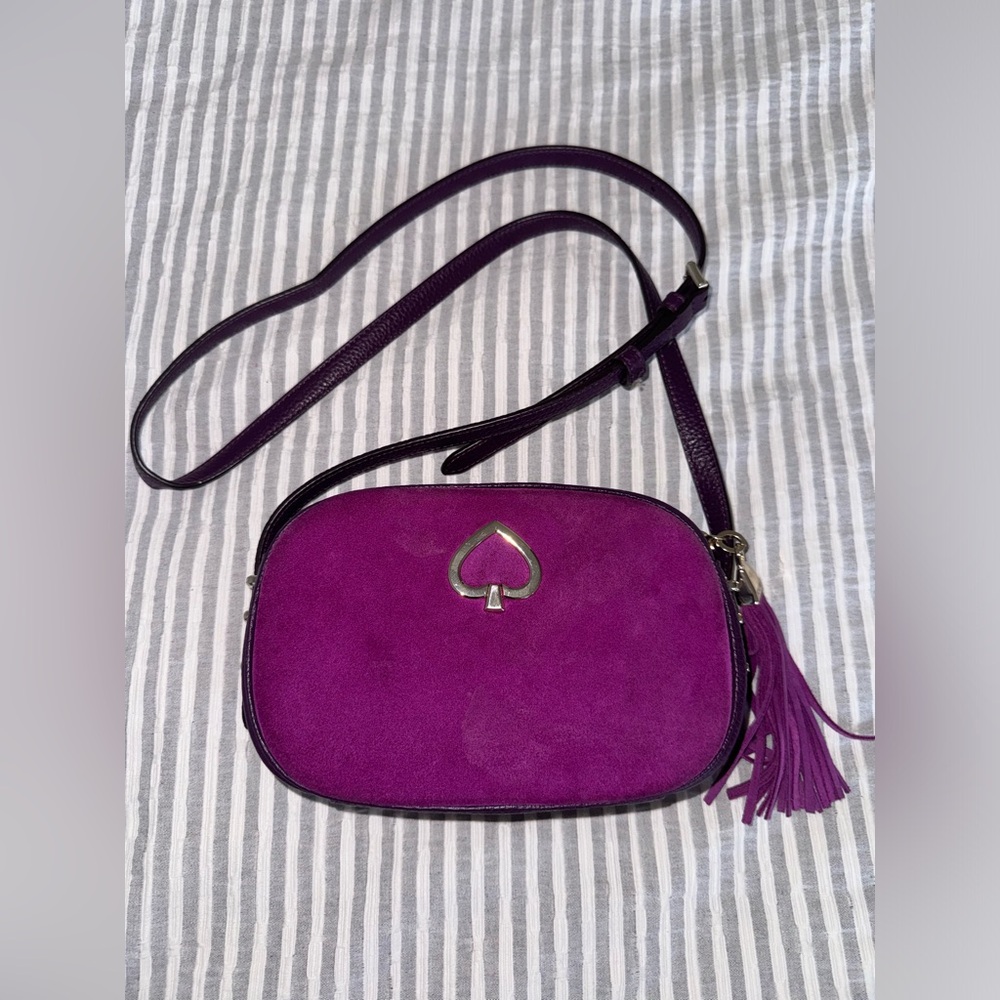 Kate Spade New York KOURTNEY SUEDE CAMERA BAG (Authentic) - Picture 2 of 4